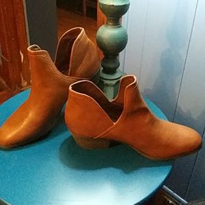 Never worn Faded Glory Booties!